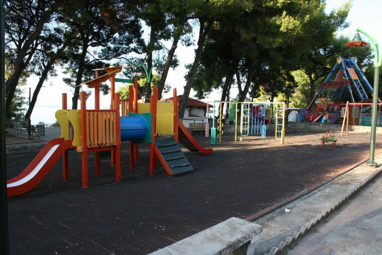 Cosy Apartment By The Sea Metamorfosi  Luaran gambar